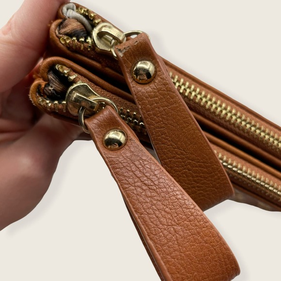 Chico’s Jamie Double Zip Clutch Bag Distressed Brown Vegan PU Gold Tone Grommets - Picture 6 of 10